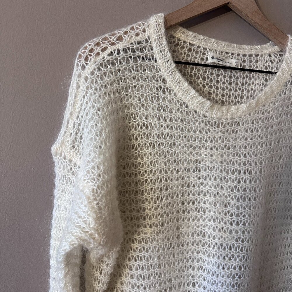 Women's M/L Abercrombie & Fitch Crochet/Open Knit Sweater Very, very Fuzzy! - Picture 4 of 6